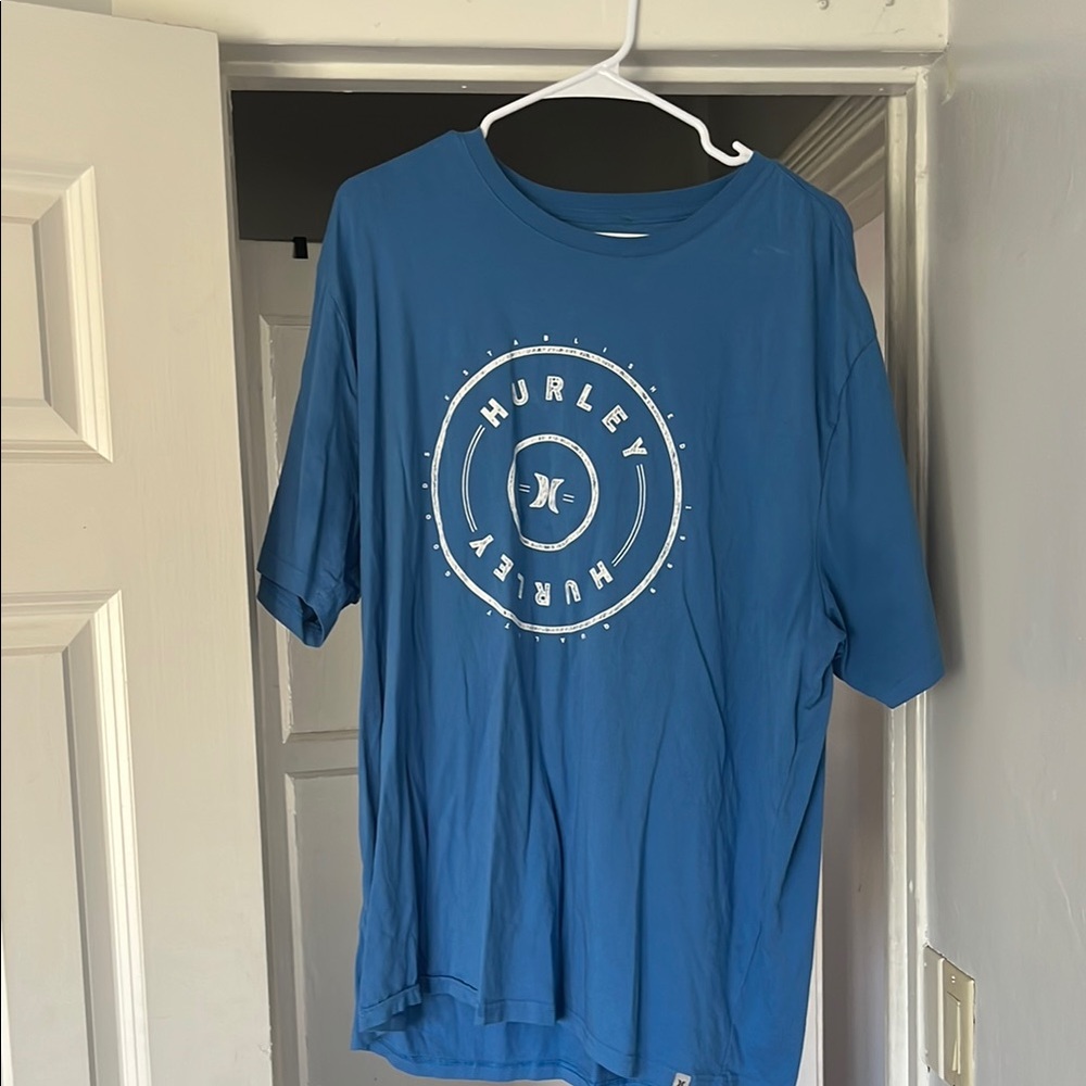 Hurley Men's Blue Graphic T-Shirt